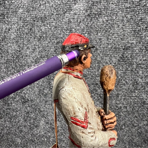 Cannoneer Confederate Soldier a Hand Painted sculpture by Michael Garmin 1991 - Picture 12 of 15